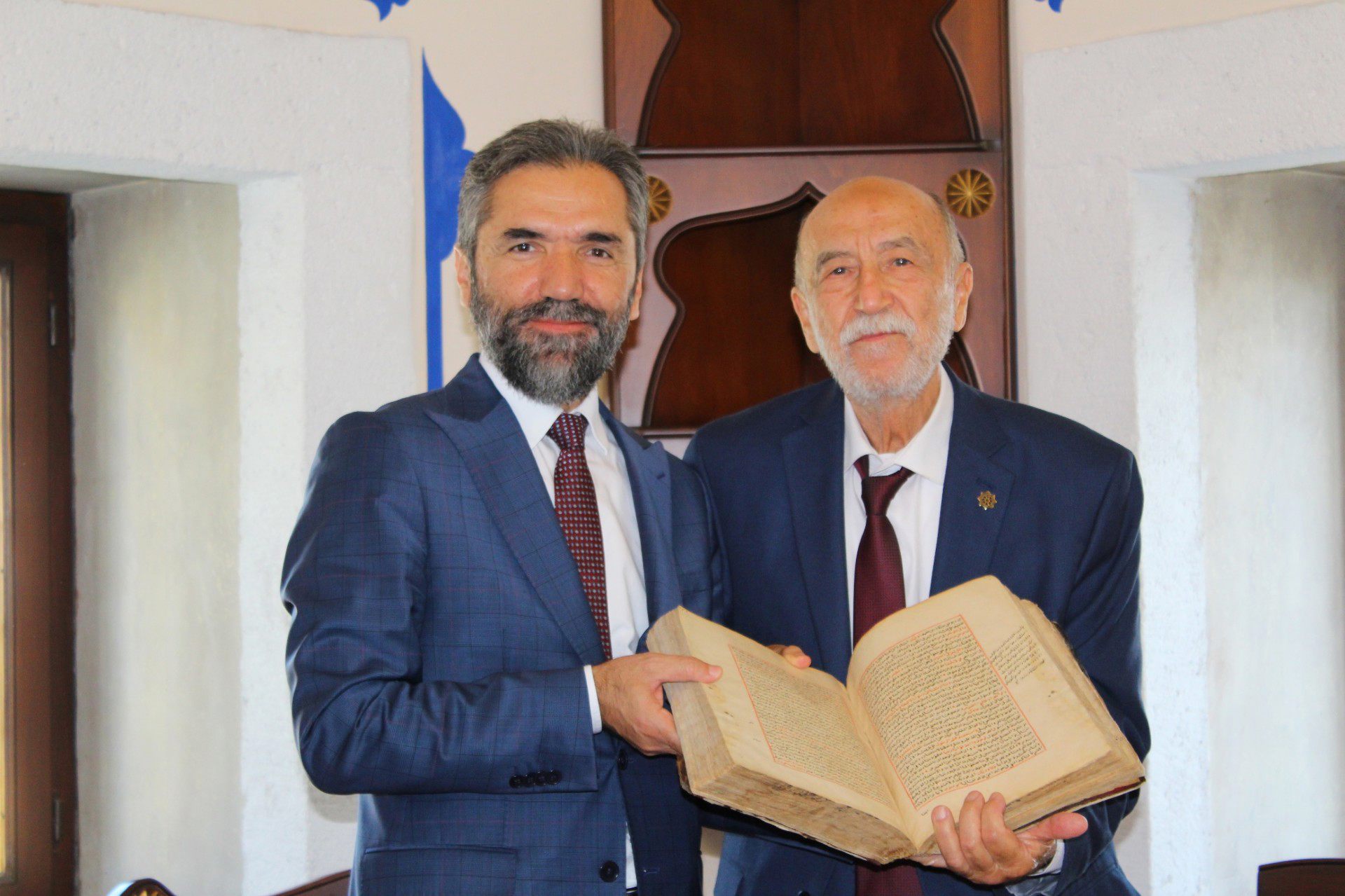 441 Yıllık Yazma Eser İbn Haldun Üniversitesi’ne Emanet