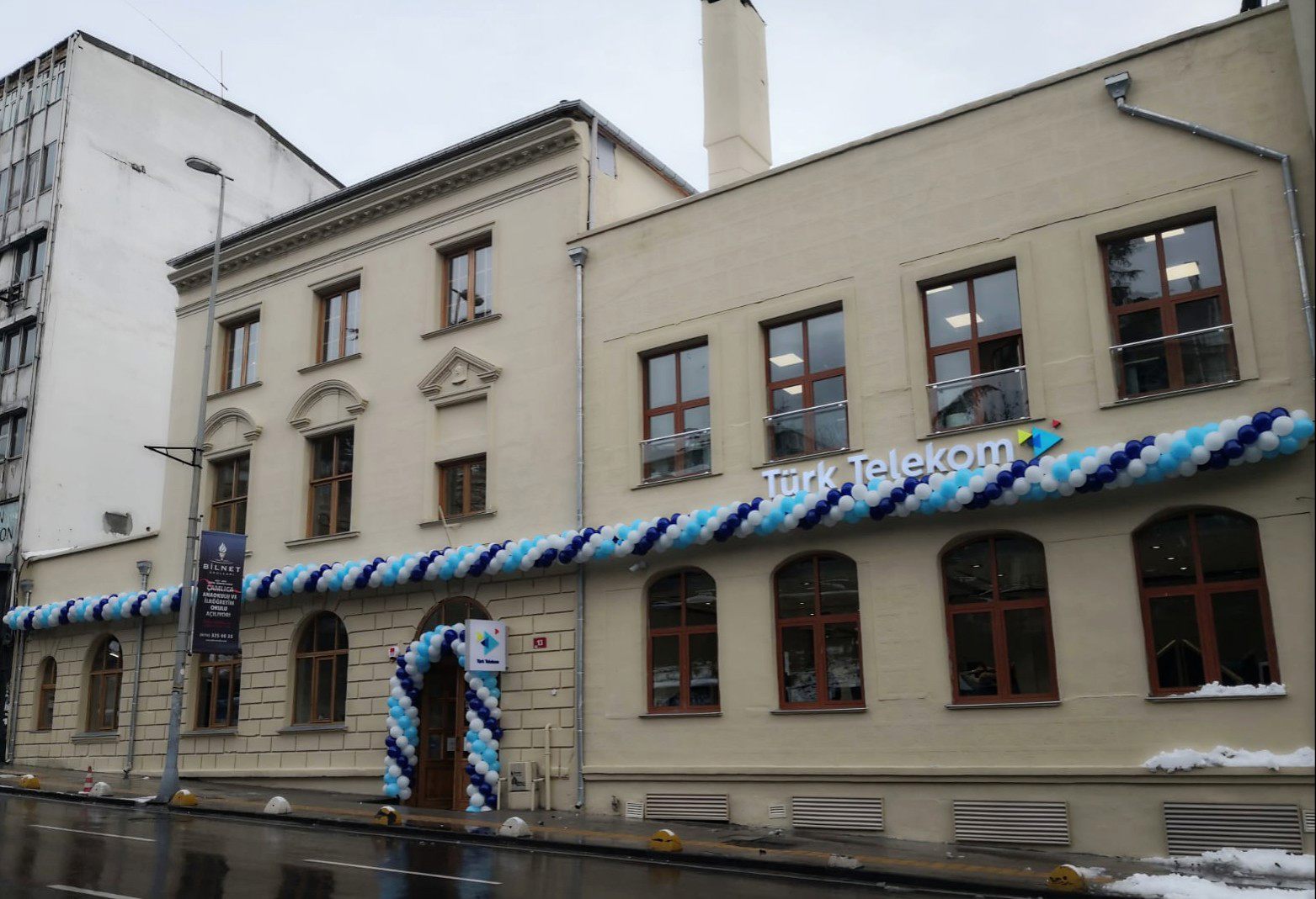 Türk Telekom’un İstanbul Kadıköy Müşteri Merkezi yenilendi