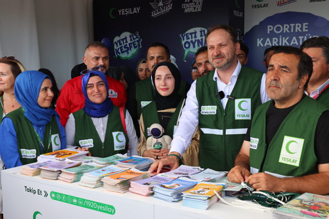 Yeşilay Başkanı Dinç: TEKNOFEST'teydik Çünkü Bu Ülkenin Bağımsızlığı İçin Çalışıyoruz