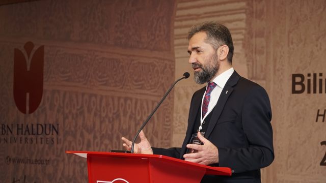 Genç nesiller Fuat Sezgin’in engin bilimsel mirasına sahip çıkmalı